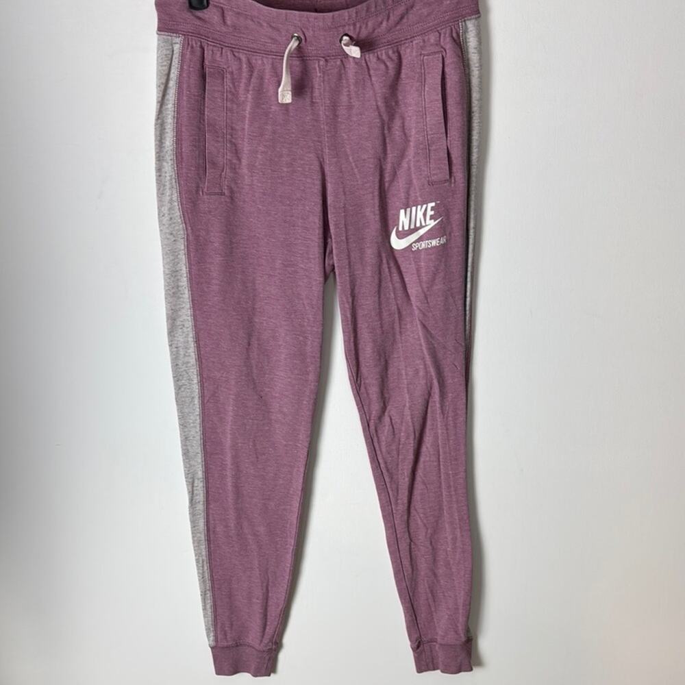 Nike Joggers - Women's XS